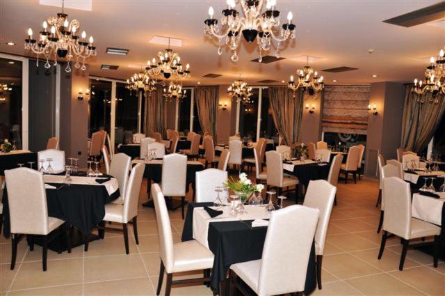 Amalias Hotel Kourouta Exterior photo